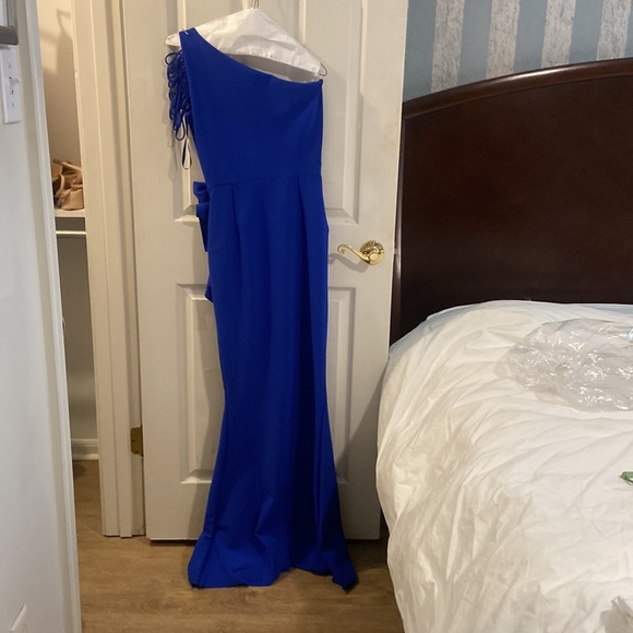 Chiari Boni Italian Evening Gown - Picture 2 of 6